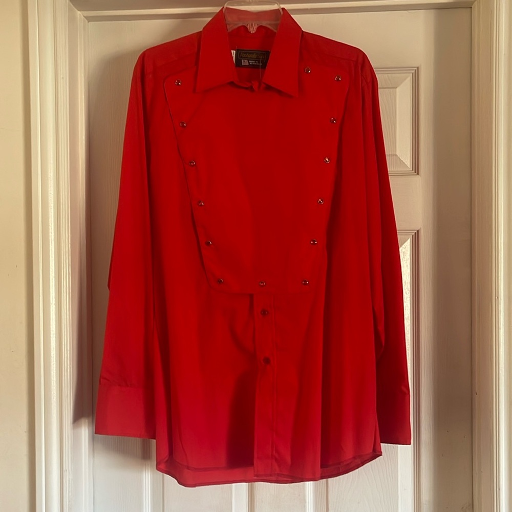 Country style men’s shirt, brand new with pearl red snaps